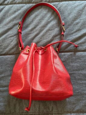 Authentic Louis Vuitton Petit Noe Castilian Red Epi Leather